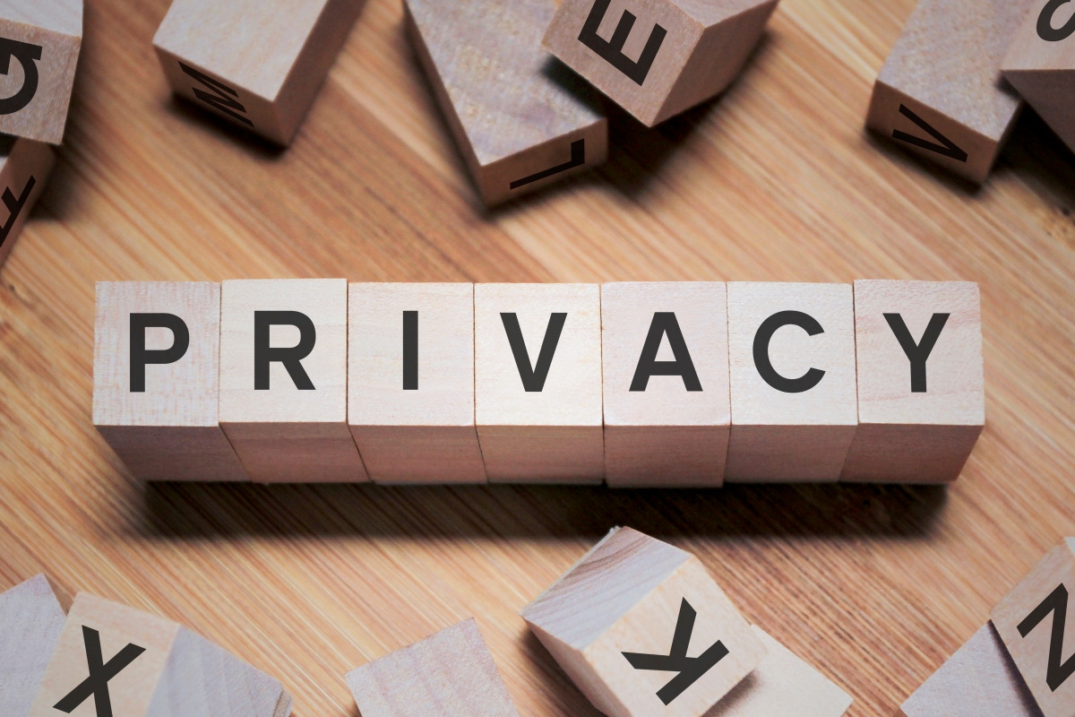 Icon Privacy Data Protection, letters on dice
