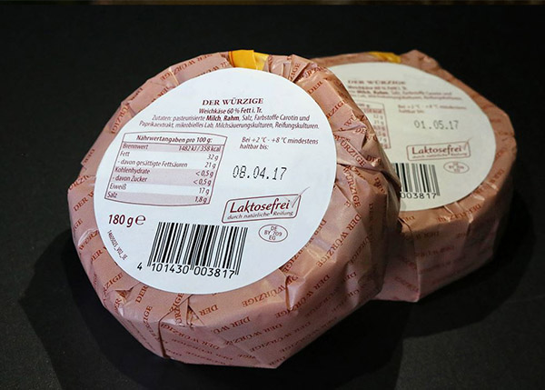  Label on cheese food labelling at HERMA