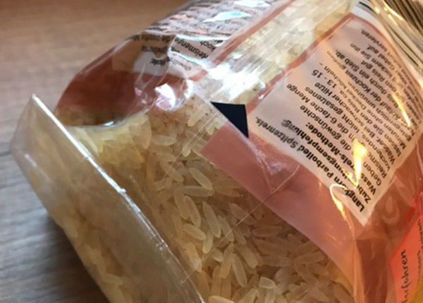 Label with pull tab