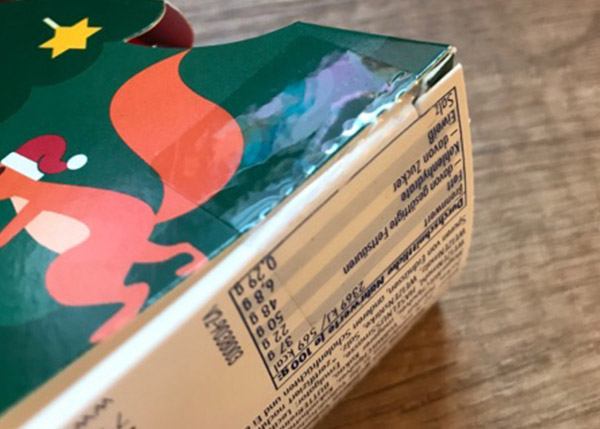 Transparent label and seal label