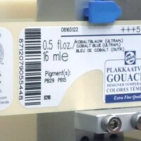 Laser-activated labels for colour bottles, in the production process.