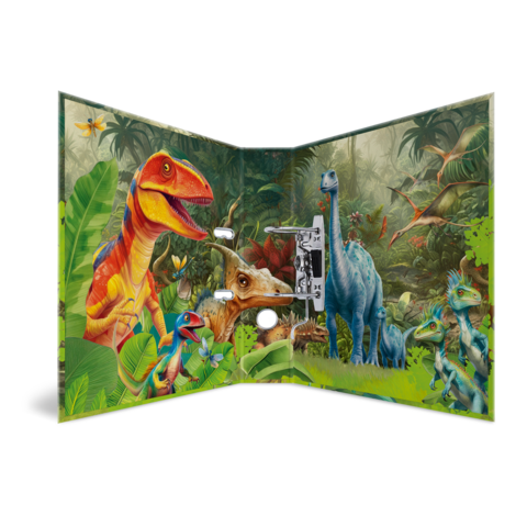 Ein aufgeschlagenes Buch mit lebendigen Illustrationen von Dinosauriern in einer tropischen Umgebung, umgeben von Pflanzen und anderen prähistorischen Tieren.