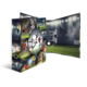 Ein aufgeschlagenes Fußballalbum mit Bildern von Spielern in Aktion und einem Stadionhintergrund.