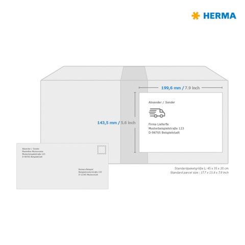 Versandkarton mit Abmessungen und Adressfeld für den Absender. Neben dem Karton liegt eine Postkarte mit Adressdetails.