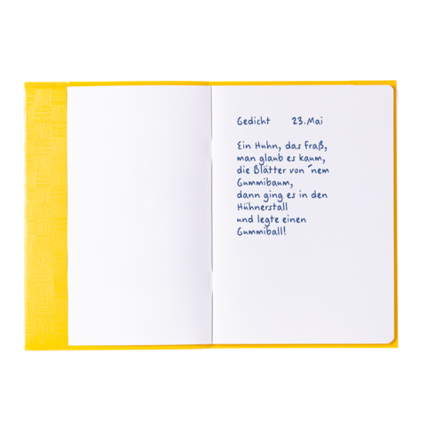 Gedicht auf einer offenen Seite eines Notizbuchs, datiert 23. Mai, beschreibt ein Huhn und seine Erlebnisse mit einem Gummibaum.