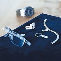 Application example of ring labels for product labeling