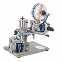 A labelling machine with a roll label, a control panel, and a conveyor belt for the automatic labelling of products.